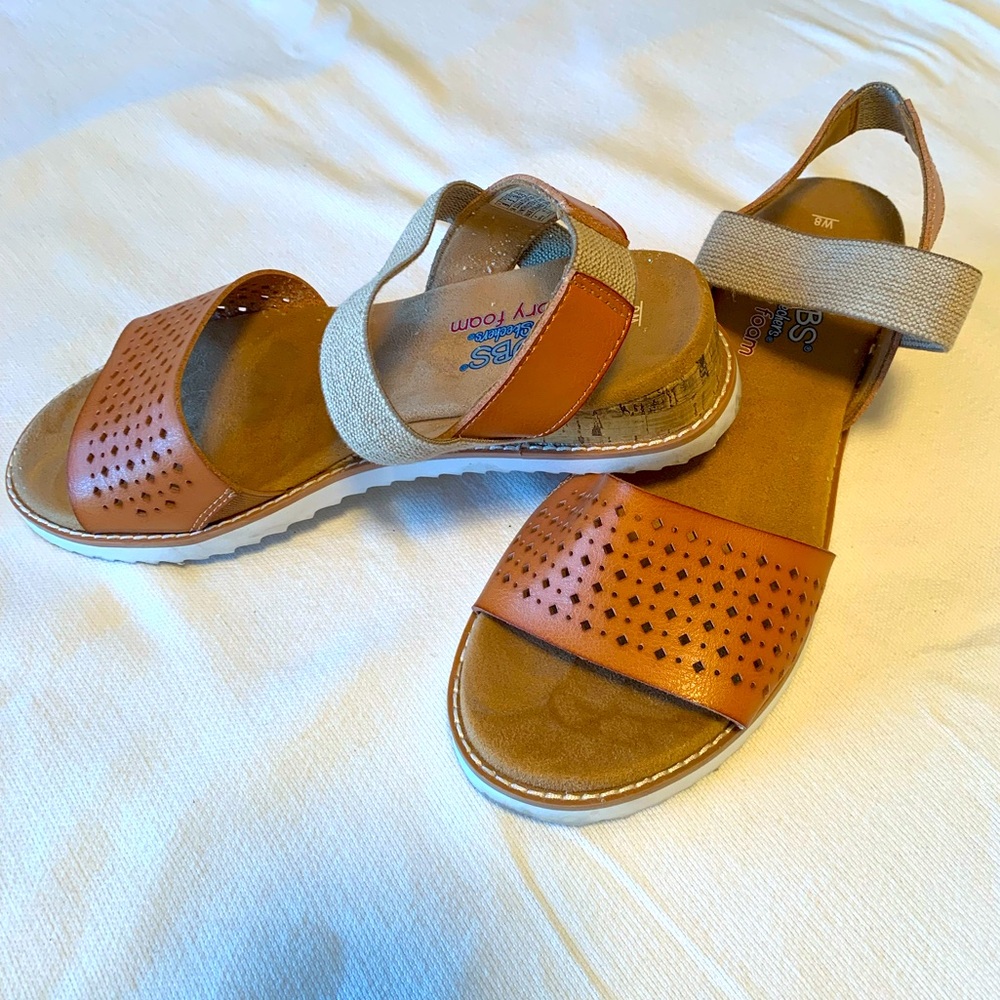 Bobs from Sketchers memory foam slip on Sandal